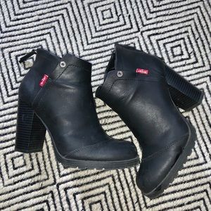 Levi’s heeled booties